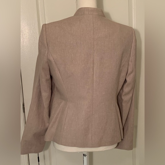Calvin Klein Women’s Petite Linen Blend Blazer - Picture 3 of 6